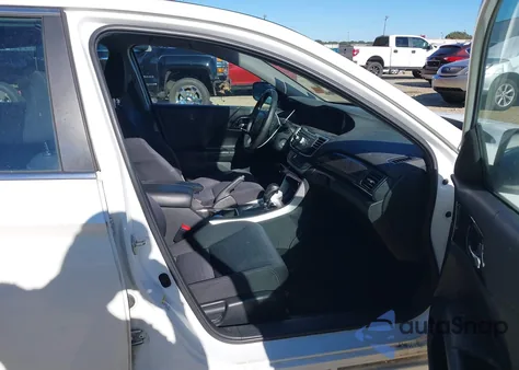 2015 Honda Accord Sport z USA, uszkodzony, nr VIN 1HGCR2F55FA006513